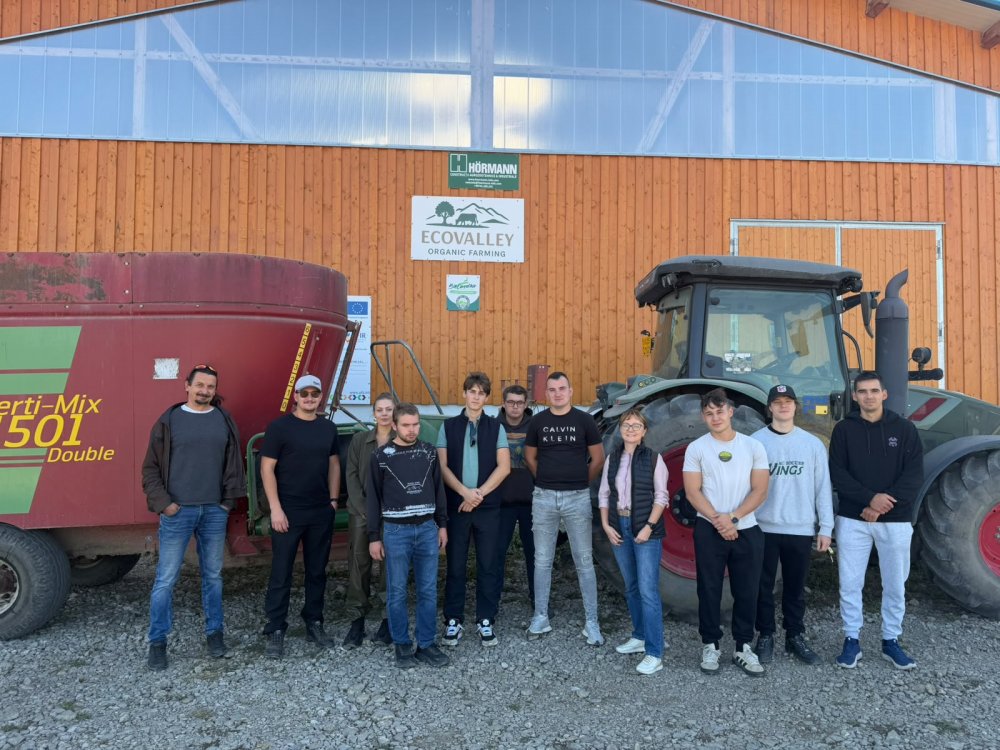 Tanulás terepen: agrármérnök hallgatóink az ECOVALLEY családi gazdaságban jártak